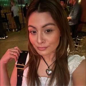 Meet your Posher, Vanessa